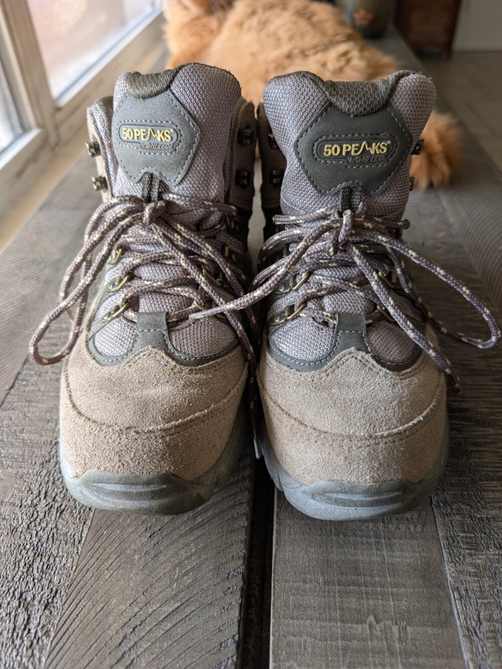 50 Peaks by Hi-Tec High Top Leather Waterproof Hiking Boots Womens Size 8